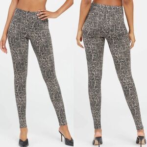 NEW Spanx Jean-ish Ankle Leggings in Taupe Snakeskin L